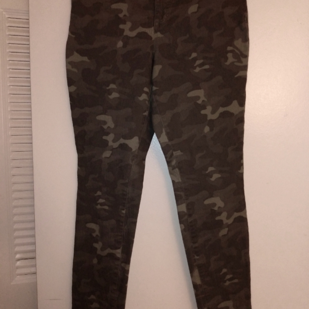 Style & Co curvy fit skinny jeans